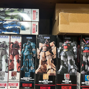 각종 로봇혼 자쿠계열, 빅잠, 돔 프로토타입 구프 프로토타입 등뮤지엄판매합니다 이미지