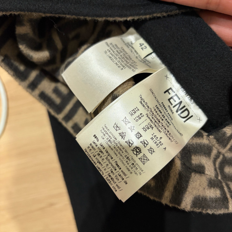 펜디 리버시블(양면) 후드 숏코트--4