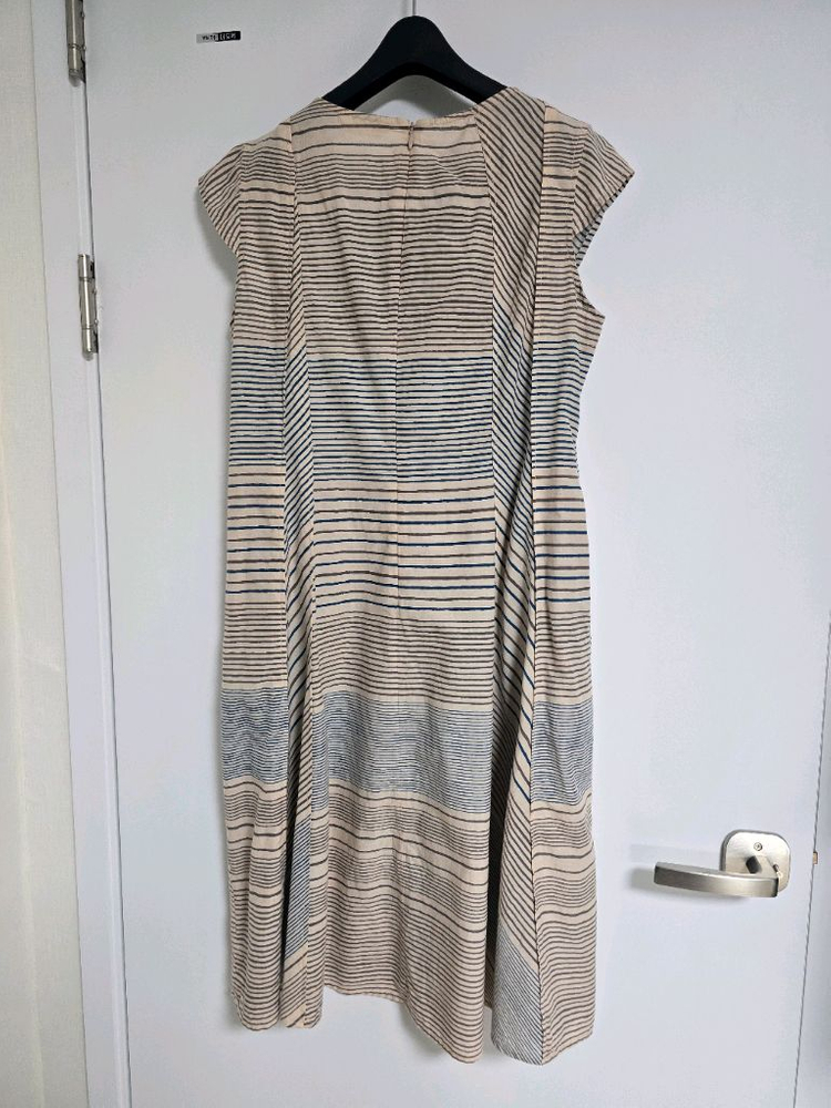 ISAE 이새 반팔 스트라이프 원피스 08사이즈 이미지