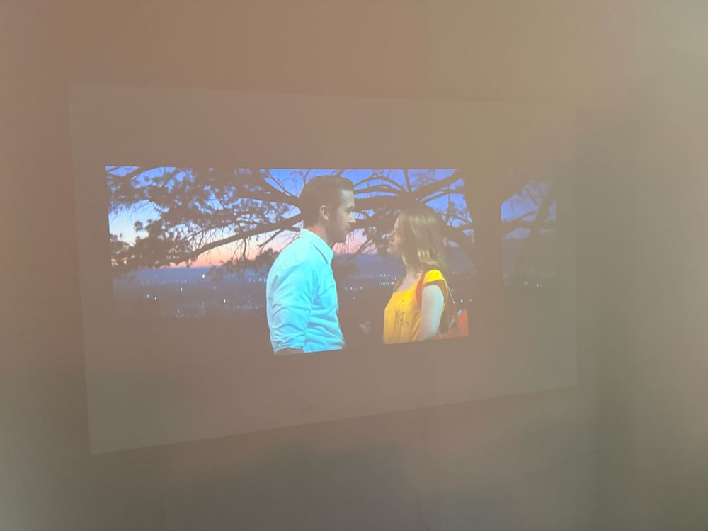 엡손 EB-435W 빔프로젝터 이미지