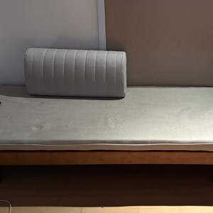 원목 아칸테 소파베드, 매트, 쿠션 2개