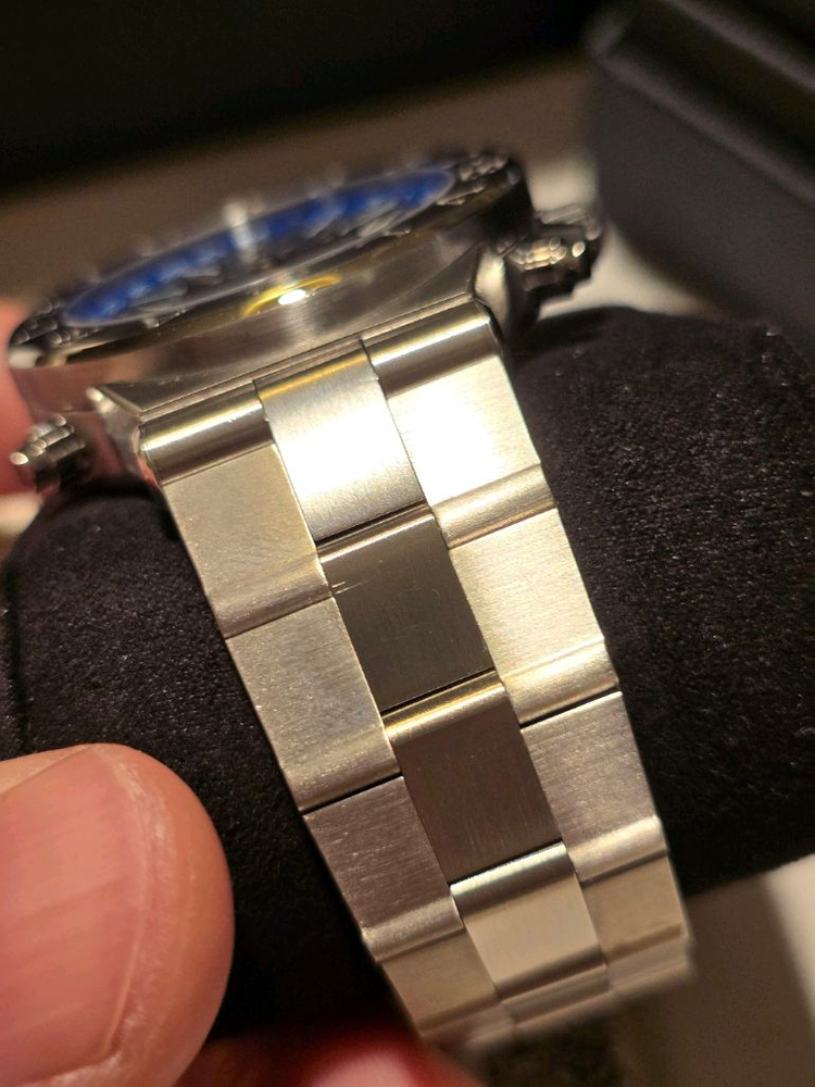 불가리 디아고노 gmt 이미지