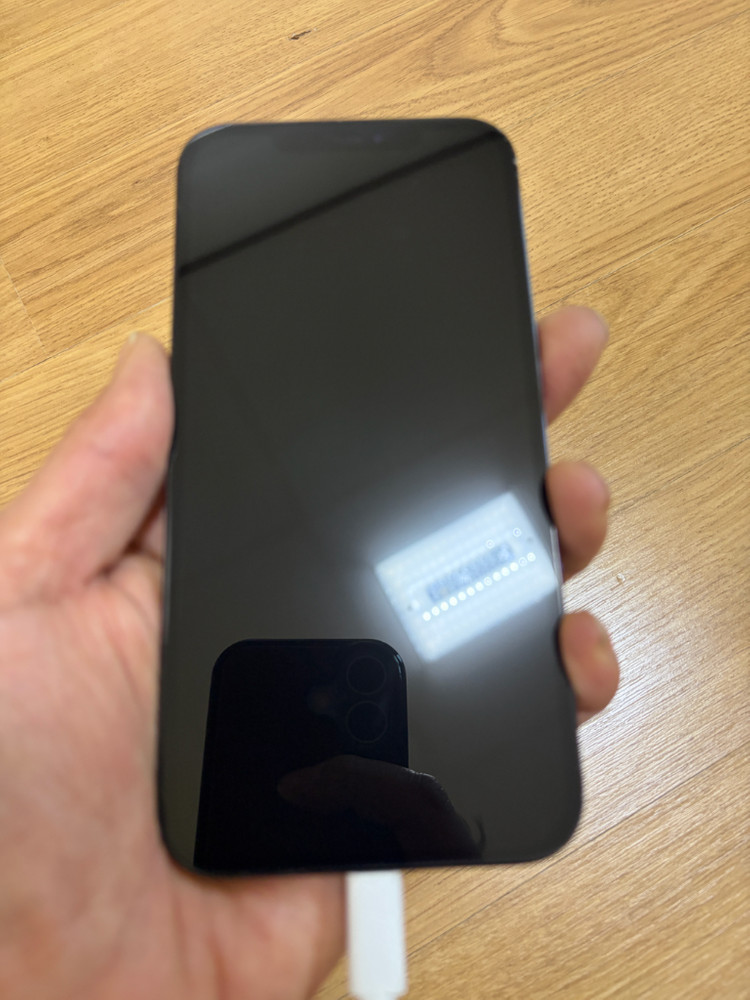 아이폰12프로맥스 부품용 판매(락걸림)--1