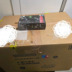 PG 언리쉬드 뉴건담 + LED 이미지