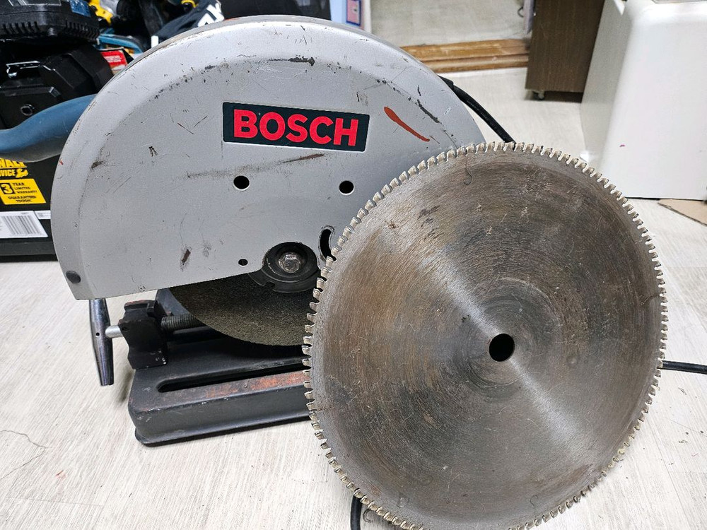 보쉬 14인치 대형 고속 절단기 이미지