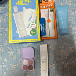 화장품 일괄 판매 (토너 에멀전 립밤 헤어크림에센스 폼클렌징 섀도우팔레트 크림) 이미지