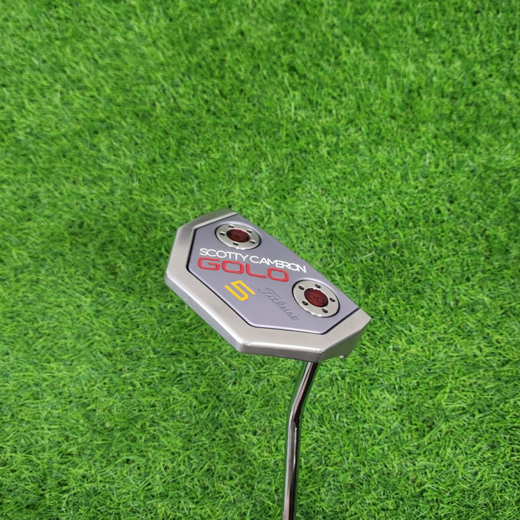 스카티카메론 GOLO 고로5 퍼터 이미지
