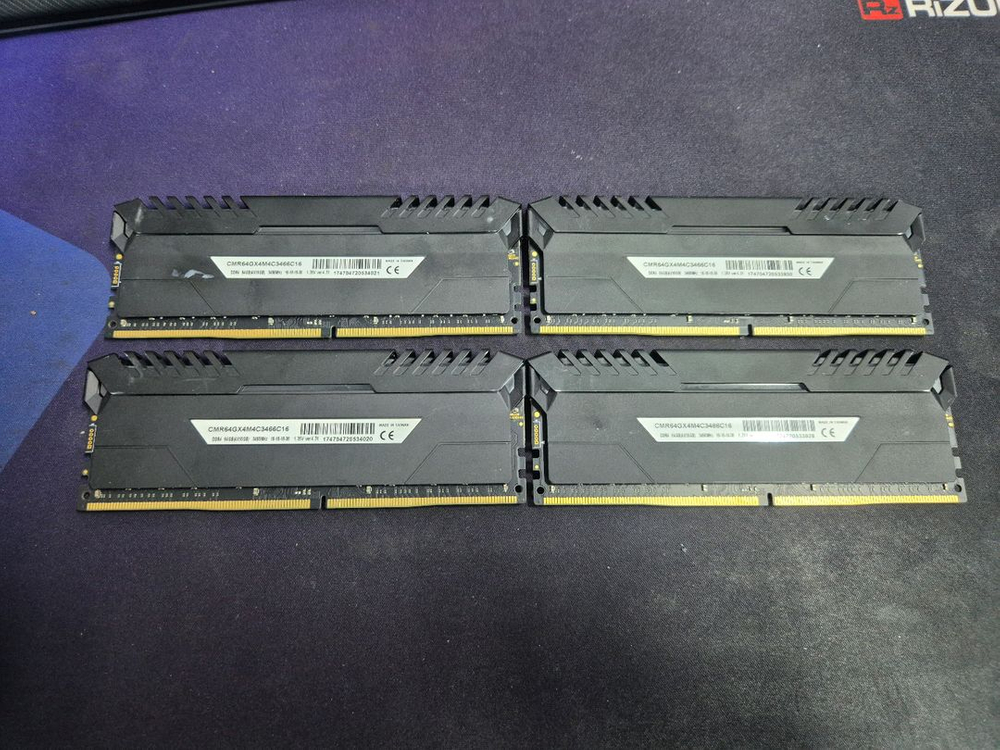 커세어 벤젠스 RGB DDR4 16GBx4(64GB) 팝니다 이미지