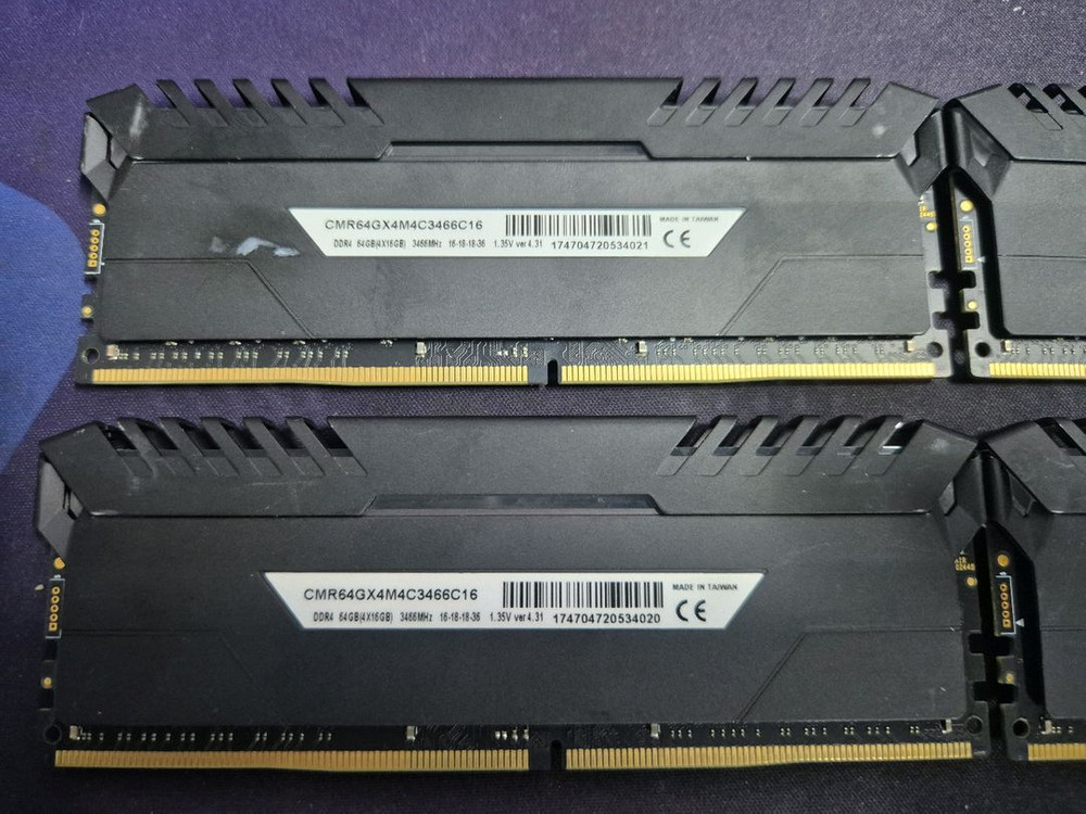 커세어 벤젠스 RGB DDR4 16GBx4(64GB) 팝니다 이미지