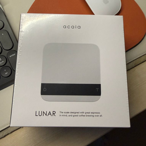 아카이아 루나 실버 미개봉 판매합니다