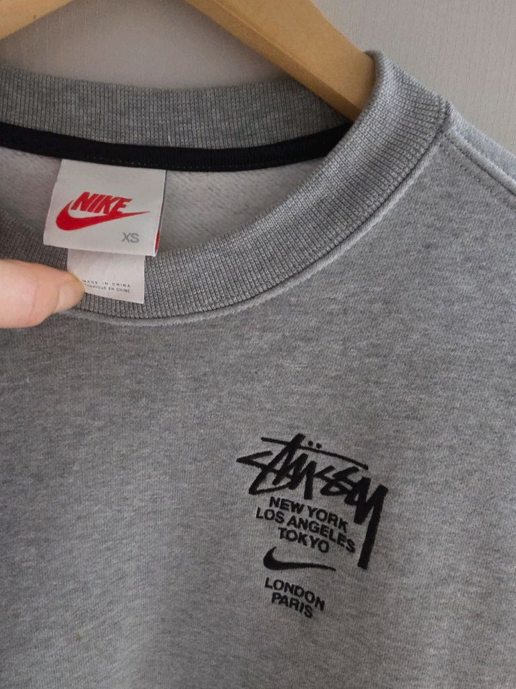 스투시 x 나이키 NRG 그레이 크루넥 (100사이즈정도) 공용--1