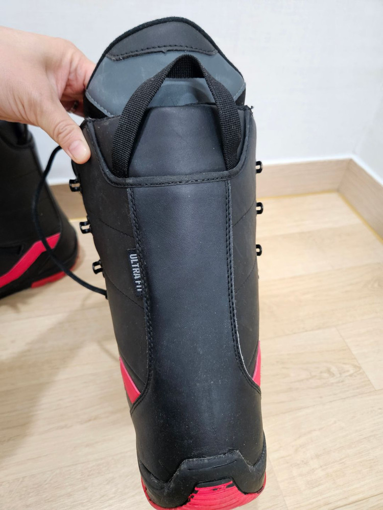 살로몬 스노우보드 부츠 이미지