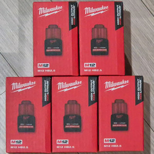 밀워키 M12HB2.5 배터리