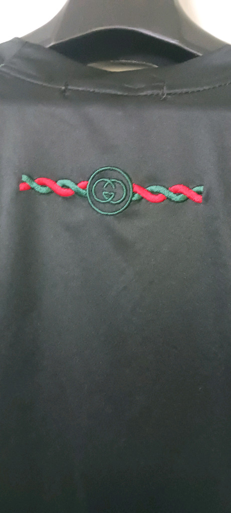 구 찌 GG 로고. 나이키 반팔티--1