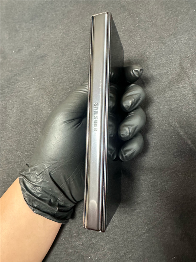 갤럭시 Z 폴드4 512G 블랙 S급 판매합니다--1