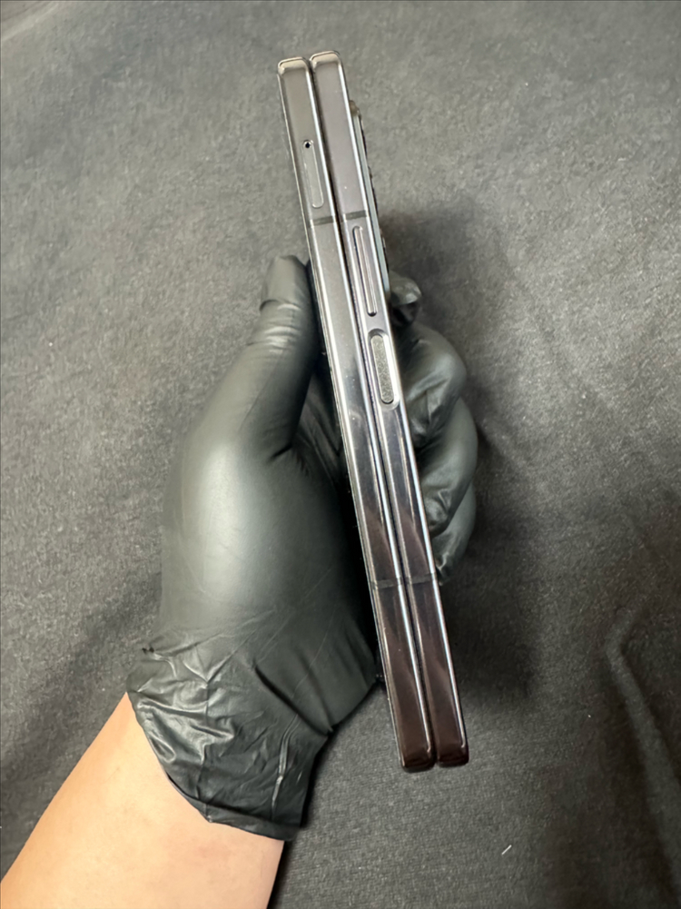 갤럭시 Z 폴드4 512G 블랙 S급 판매합니다--4