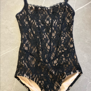 유라발레 스칼렛 레오타드