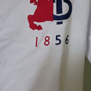 버 버 리 반팔티