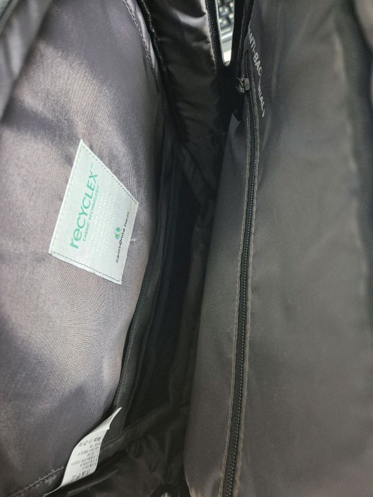 샘소나이트 백팩 이미지