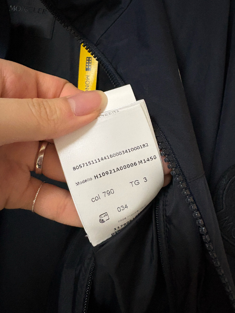 몽클레어 남성 지니어스 라인 네이비 3사이즈--4