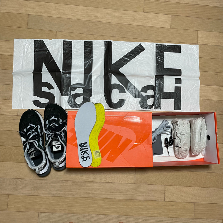 [280]나이키 사카이 베이퍼와플 블랙 화이트--9