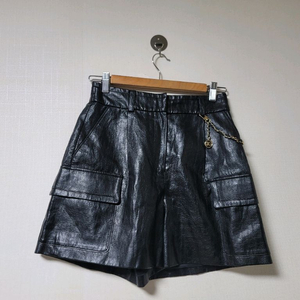 지컷레더반바지 이미지