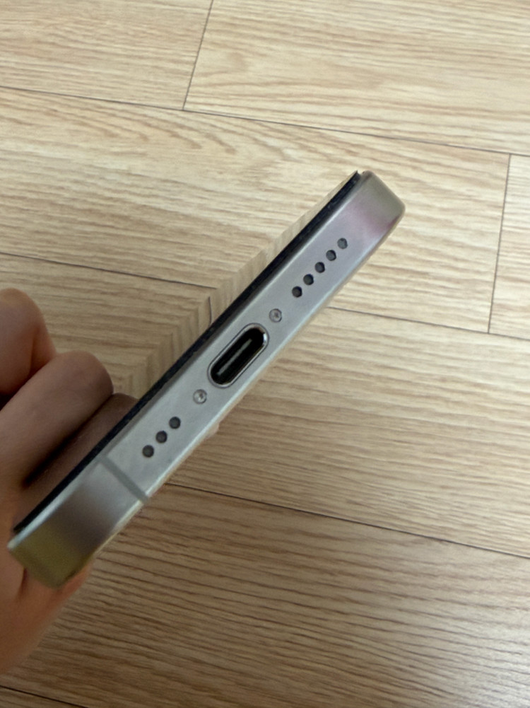 아이폰프로 홍콩판 화이트색상 512기가 카메라무음가능--4