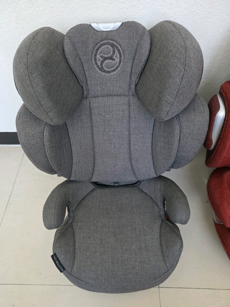 싸이벡스 주니어 카시트 2개 세트--2