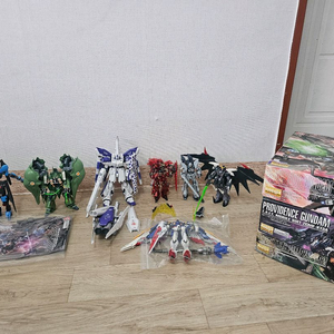 MG,RG,HG 건담 가조립 판매합니다. 이미지