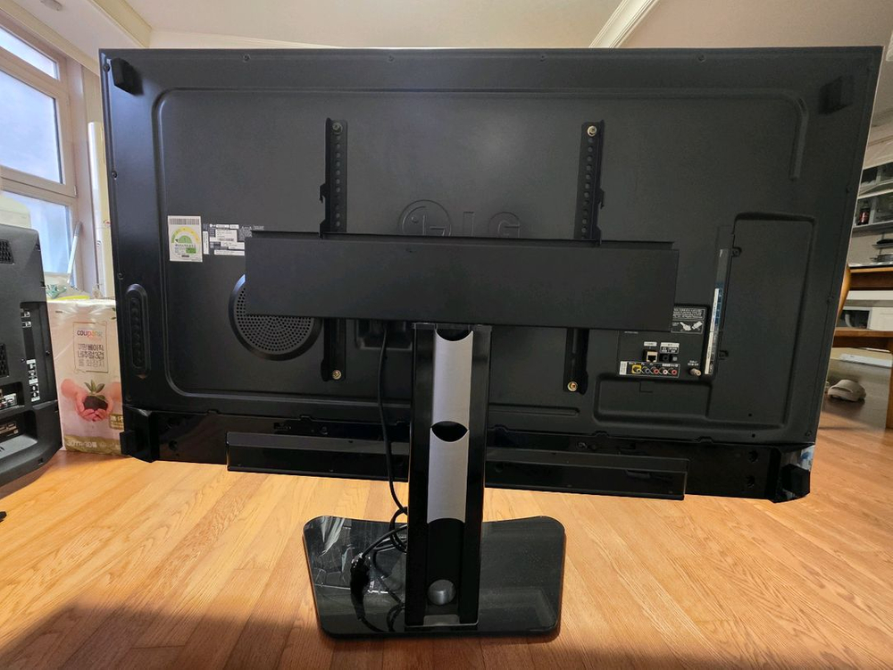 티비 TV LG 55인치 스마트TV 55LA6900 / 순정 스탠드 + LG 벽걸이 브라켓 포함 / 전력효율 1등급 이미지