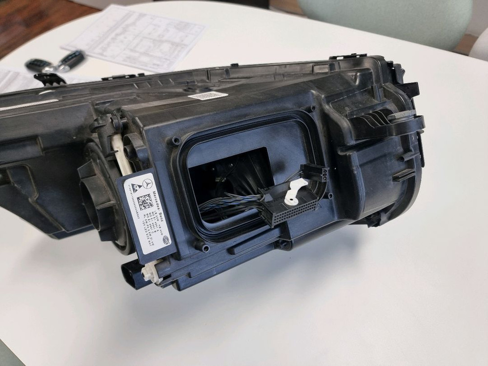 벤츠 cls300d c257 운전석 라이트 이미지