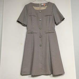 잇미샤 스퀘어넥 버튼 원피스 55