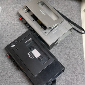 소니 카세트 플레이어 워크맨 2개 세트