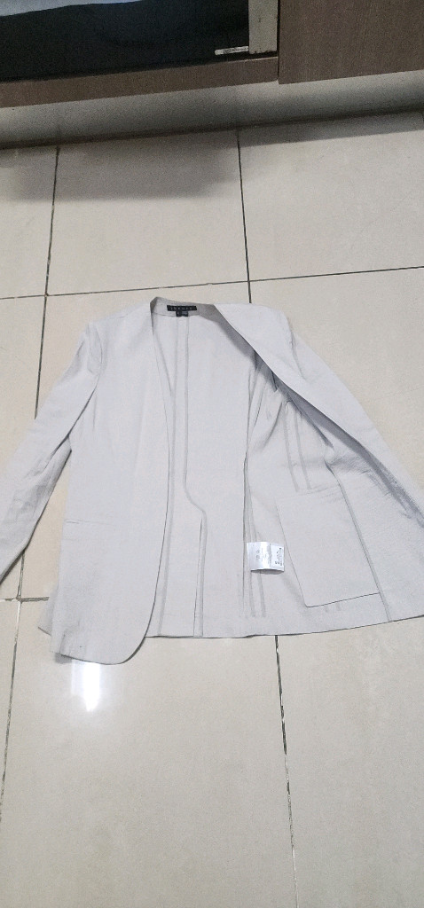 띠어리 린넨자켓 44/ 프라다 자켓 44--4