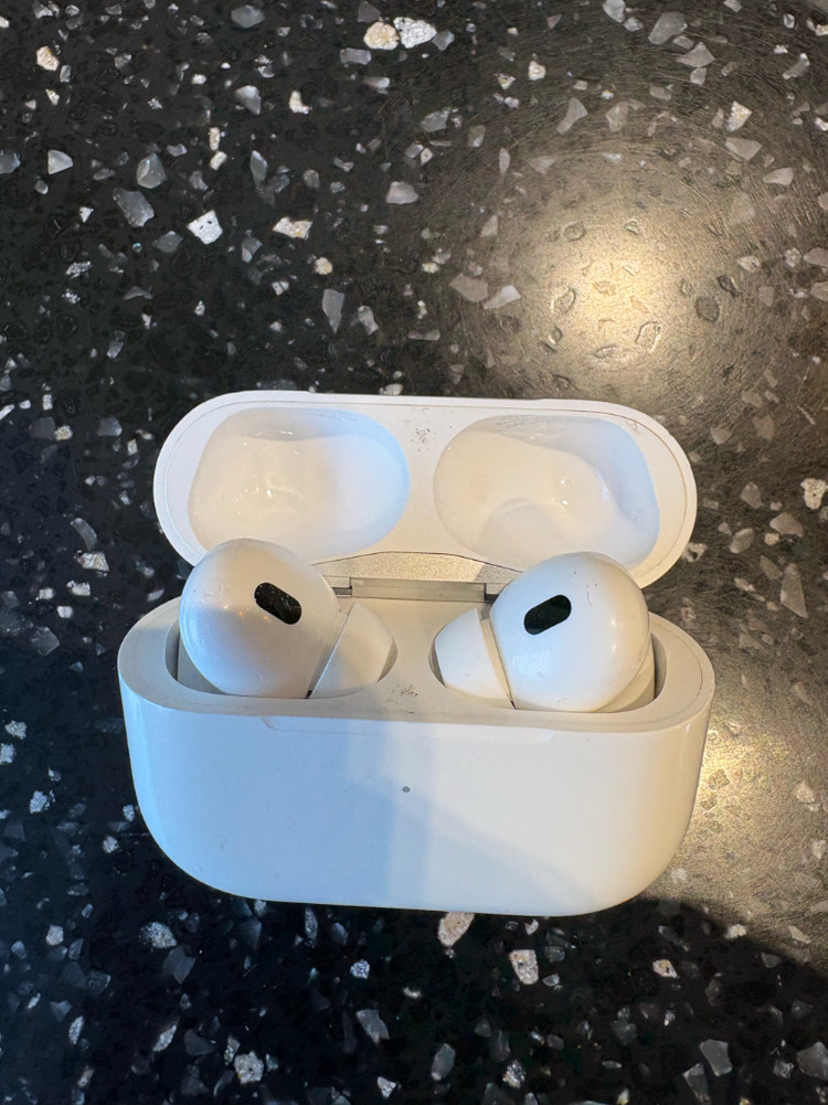 에어팟프로2세대 c타입--1