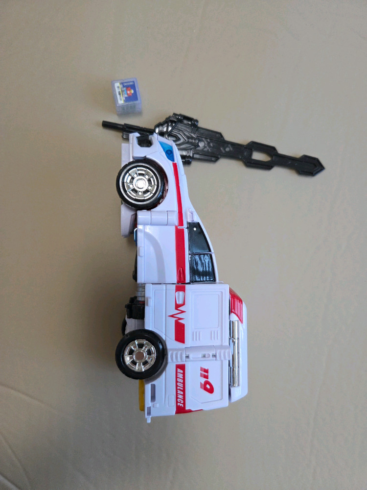 헬로카봇 댄디 앰뷸런스--1