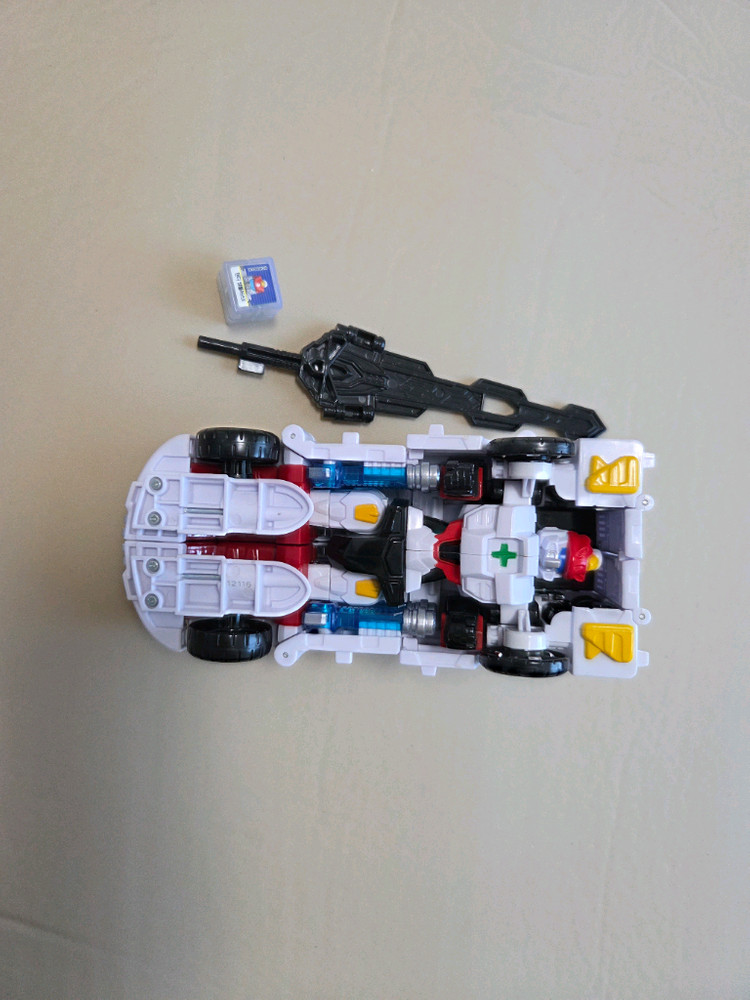 헬로카봇 댄디 앰뷸런스--2