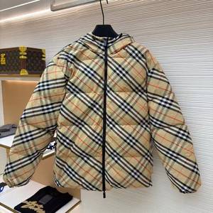 [버버;리] 새상품 / 양면패딩 / 약 105~110 사이즈