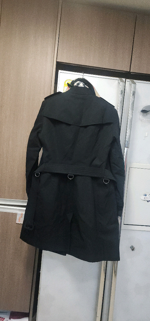 버버리 샌드링엄 미드 트렌치코트66/ 켄싱턴 숏코트 55--4