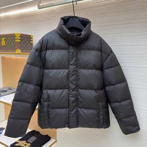 [발렌;시아가] 새상품 / 패딩 / 약 110 사이즈