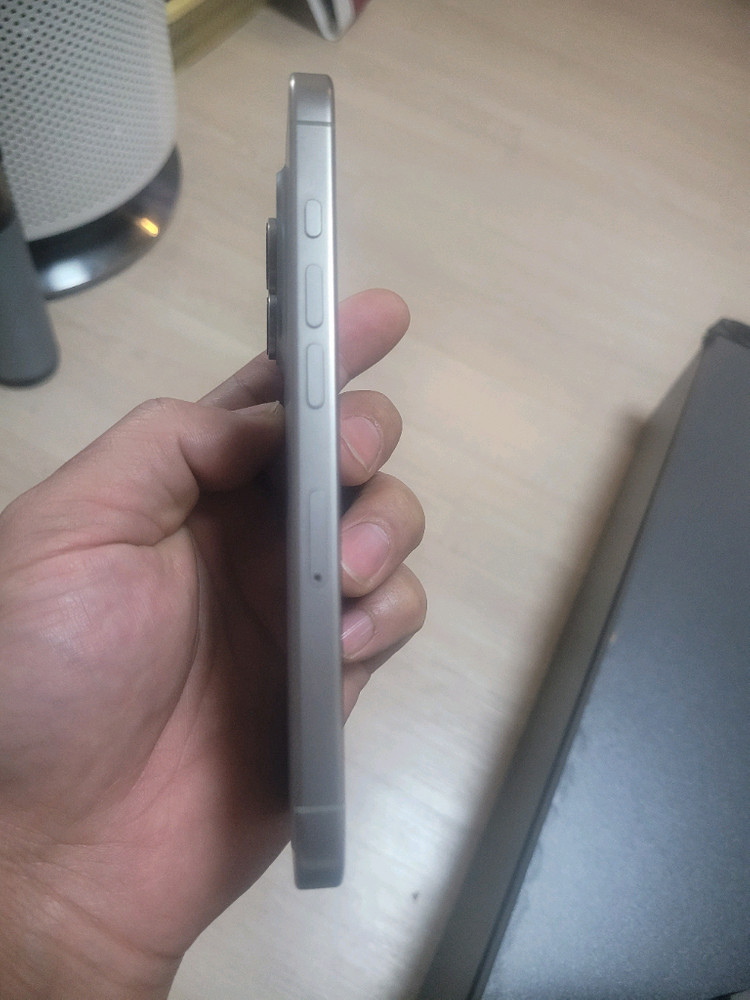 아이폰16프로256GB--8