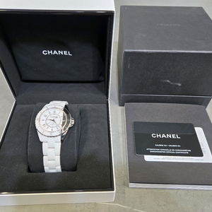 샤넬J12 패러독스 세라믹 시계