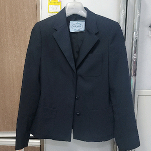 프라다 여성재킷 44/ 구찌 스커트 44