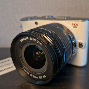 삼성 nx100 미러리스 카메라 + nx 18-55mm 렌즈 세트(A급) 이미지