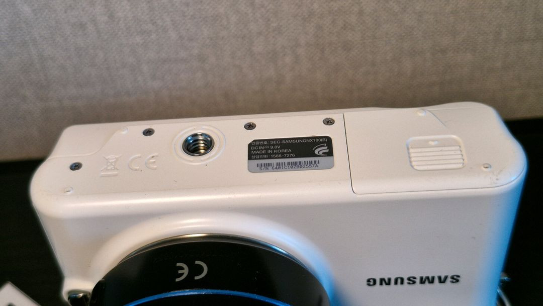 삼성 nx100 미러리스 카메라 + nx 18-55mm 렌즈 세트(A급) 이미지