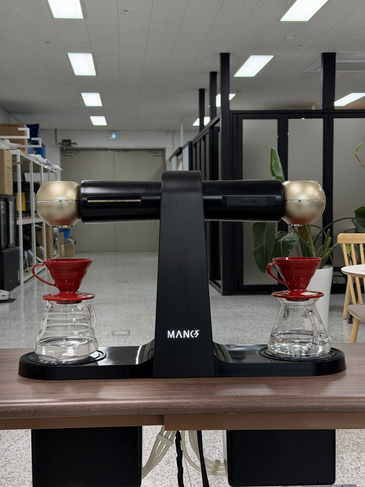 MANO 드립커피머신 팝니다.--2
