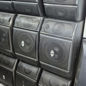 중고 노래방 스피커 판매합니다. 10인치 7만 8인치 6만