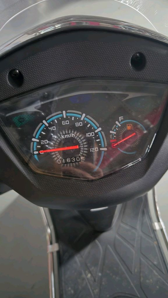 신차급 26년식 배달세팅 vf100r 스쿠터/오토바이 + 헬멧,세나,블랙박스--1