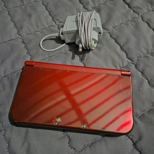 뉴 닌텐도 3DS XL 메탈릭 레드 이미지