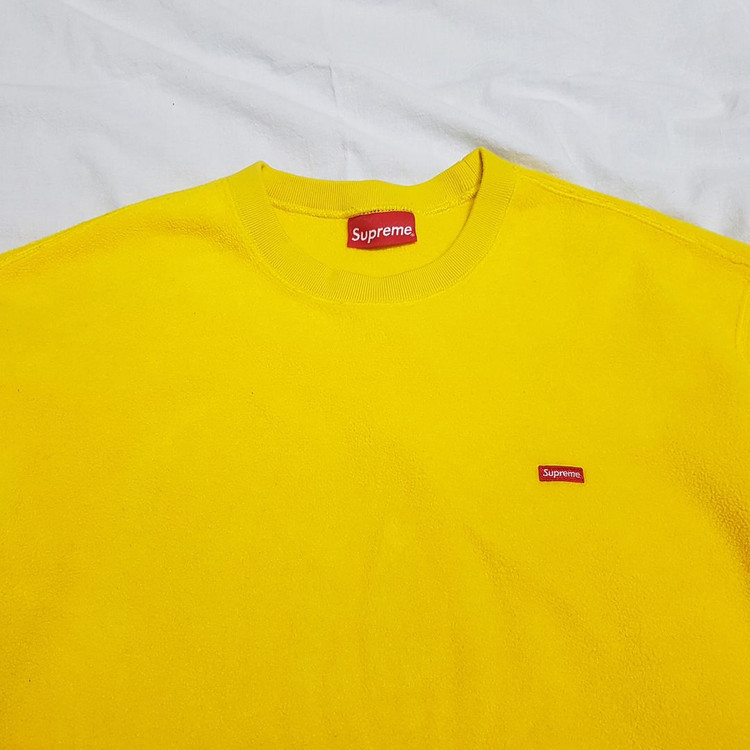 L 슈프림 폴라텍 스몰박스 로고 크루넥 옐로우 맨투맨 Supreme 이미지